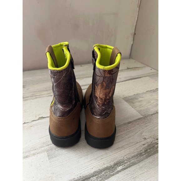 Magellan Outdoors boys zippered camouflage boots size 2D - Picture 3 of 5